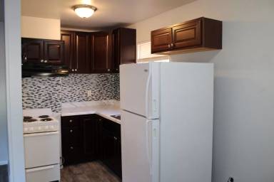 Main picture of 500 E 24th St