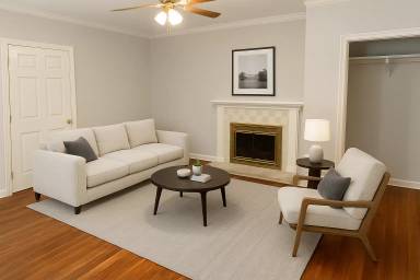 Main picture of 110 Lake St