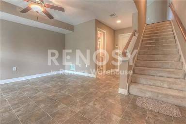 Main picture of 2804 Lake Ave