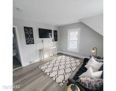 Main picture of 611 N Main St