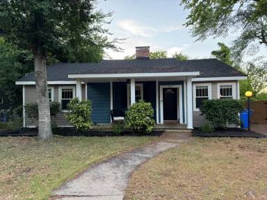Main picture of 427 Rollingwood Cir