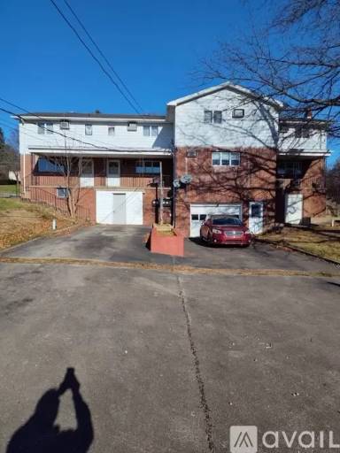 Main picture of 242 Old Pittsburgh Rd