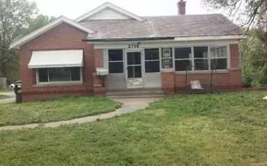 Main picture of 2710 S Westport Rd