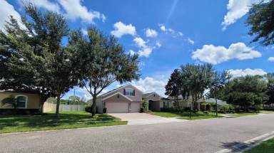 Main picture of 1868 Lorenzo Ln