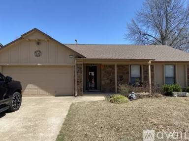 Main picture of 7513 S Fern Ave