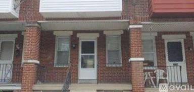 Main picture of 2137 Carver St