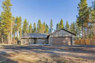 Main picture of 17100 Mayfield Dr