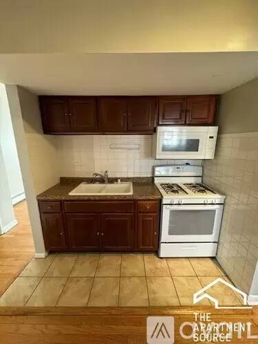 Main picture of 4249 N Kedvale Ave