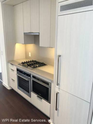Main picture of Gridiron Condominiums
