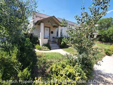 Main picture of 53 N Pennsylvania St