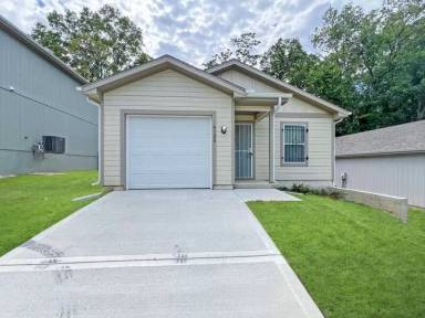 Main picture of 4128 Garfield Ave