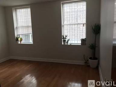 Main picture of 906 Arch St