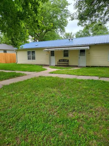 Main picture of 519 Hawthorne Ave