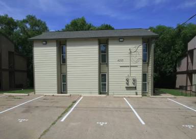 Main picture of 4203 Boyett St