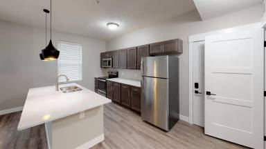 Main picture of 713 Legacy Dr