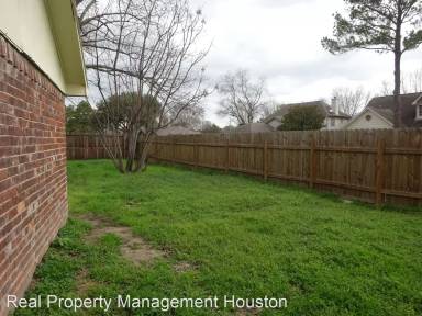 Main picture of 18506 Lippizaner Dr