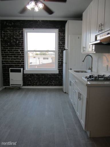 Main picture of 5014 Melrose Ave