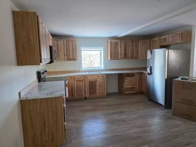 Main picture of 19 Hill Ave