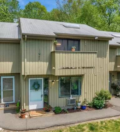 Main picture of 54 Saginaw Trl