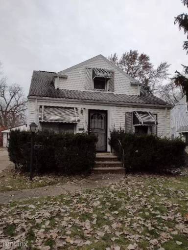 Main picture of 4306 E 162nd St