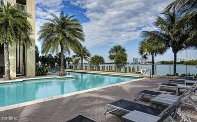 Main picture of 8735 N Bayshore Dr