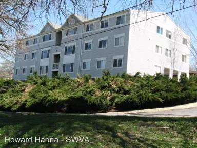 Main picture of 303 White St