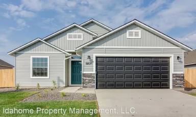 Main picture of 19571 Newhall Pl