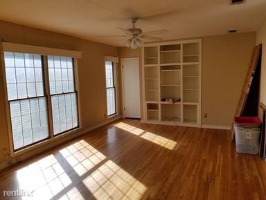 Main picture of 2013 Fortview Rd