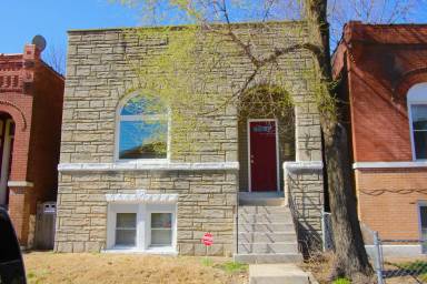 Main picture of 3215 Oregon Ave