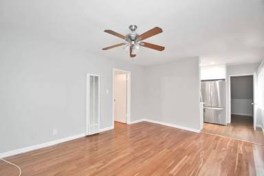 Main picture of 223 39th St