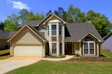 Main picture of 700 Paris Dr