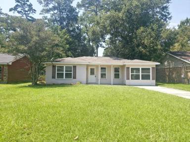 Main picture of 371 Forest Loop
