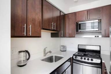 Main picture of 201 East Chestnut Condo