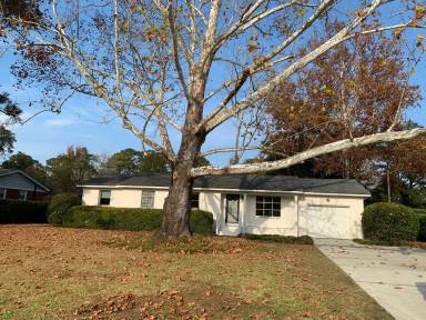 Main picture of 3827 Sylvan Dr