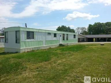 Main picture of 331 Oak Grove Rd