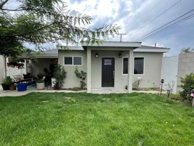 Main picture of 2229 Oregon Ave