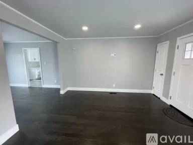 Main picture of 1812 Louvaine Dr