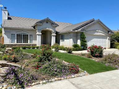 Main picture of 2072 E Rush Ave