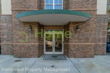 Main picture of Park Plaza Condos