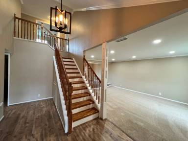 Main picture of 8191 Whitburn Cir