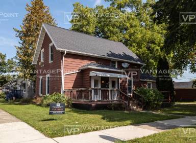 Main picture of 133 S Erie St