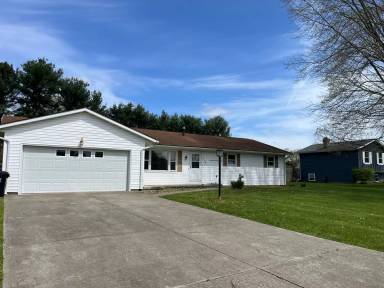Main picture of 514 Earl Dr