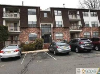 Main picture of 1004 Green Hollow Dr