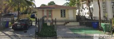 Main picture of 1460 NW 15th Ave