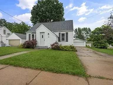 Main picture of 1008 N Main St