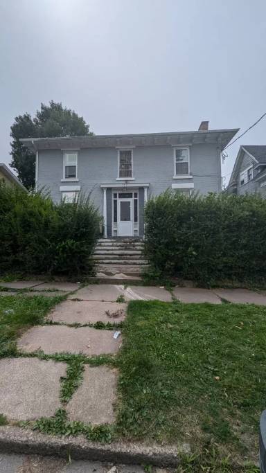 Main picture of 177 Pine St