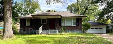 Main picture of 3284 Parham St