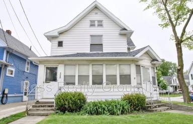 Main picture of 1104 Neveda St