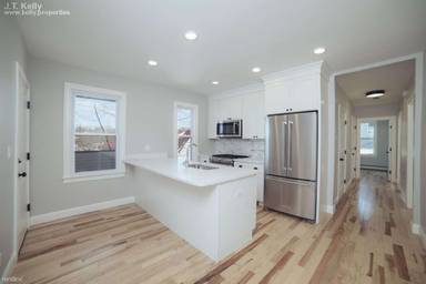 Main picture of 10 Duffley Ct