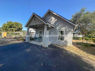 Main picture of 1290 El Camino Real